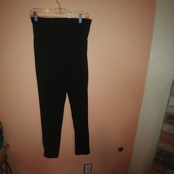 Plus Size Black Jogging pants - Picture 2 of 3